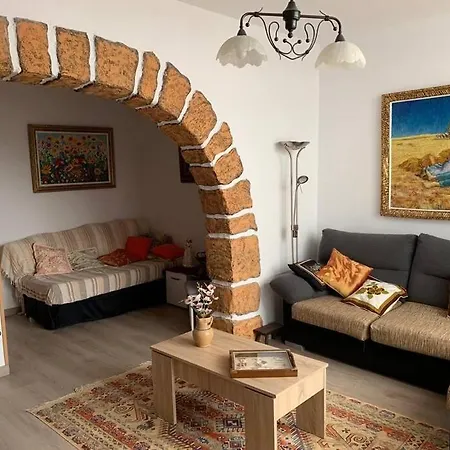 Casa Con Terraza En Barrio Marinero Holiday home *
